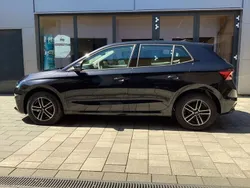 Schwarzmagic perleffekt (metallic) Gebraucht 2024 Skoda Fabia Active Kleinwagen | 16.950 € (Guter Preis)