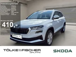 Moon weiss (metallic) Gebraucht 2024 Skoda Karoq Selection SUV | 29.789 € (Guter Preis)