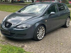 Schwarz Gebraucht 2005 Seat Leon Limousine | 1.300 € (Guter Preis)
