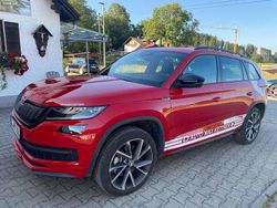 Velvet rot metallic Gebraucht 2020 Skoda Kodiaq SportLine SUV | 33.899 € (Etwas zu teuer)