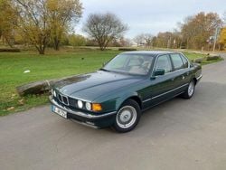Grün Gebraucht 1993 BMW 730 Limousine | 12.250 €