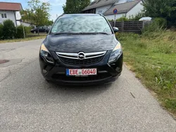 Schwarz Gebraucht 2015 Opel Zafira Tourer Edition Van / Kleinbus | 7.299 € (Fairer Preis)
