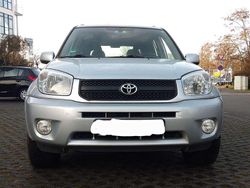 Silver metallic / silver ash Gebraucht 2004 Toyota RAV4 Executive SUV | 6.330 €