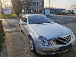 Silber Gebraucht 2008 Mercedes E320 Limousine | 4.900 € (Guter Preis)