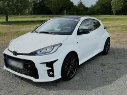 Weiß Gebraucht 2021 Toyota Yaris Kleinwagen | 31.500 € (Guter Preis)