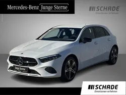 Weiß Gebraucht 2023 Mercedes A250 Progressive Limousine | 30.350 € (Guter Preis)