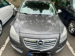 Grau Gebraucht 2012 Opel Insignia Design Edition Limousine | 6.400 € (Fairer Preis)