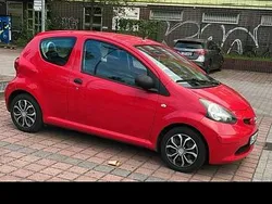 Rot Gebraucht 2006 Toyota Aygo Kleinwagen | 2.355 € (Teuer)