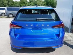 Raceblau metallic Neu 2025 Skoda Octavia Selection Kombi | 31.890 € (Guter Preis)