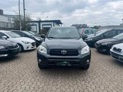 Grau Gebraucht 2007 Toyota RAV4 Sol SUV | 5.900 € (Fairer Preis)