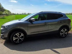 Silber Gebraucht 2018 Nissan Qashqai N-Connecta SUV | 14.499 € (Fairer Preis)