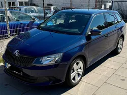 Blau Gebraucht 2016 Skoda Fabia Cool Edition Kombi | 5.290 € (Guter Preis)