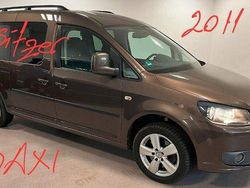 Braun Gebraucht 2011 VW Caddy Maxi Van / Kleinbus | 9.990 € (Fairer Preis)