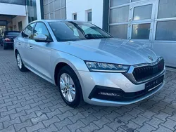 Silber Gebraucht 2021 Skoda Octavia Ambition Limousine | 20.990 € (Superpreis)