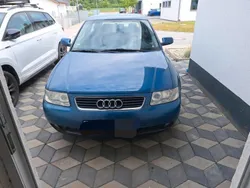 Blau Gebraucht 2002 Audi A3 Kleinwagen | 1.000 € (Guter Preis)