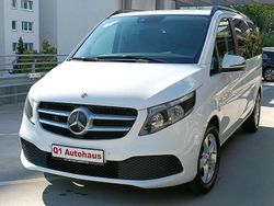 Arktikweiß Gebraucht 2022 Mercedes V220 Van / Kleinbus | 34.950 € (Superpreis)