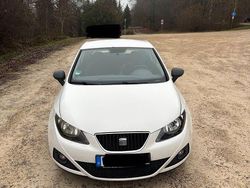 Weiß Gebraucht 2011 Seat Ibiza SC Reference Kleinwagen | 2.199 € (Fairer Preis)