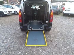 Weiß Gebraucht 2020 Citroën Berlingo Live Van / Kleinbus | 30.980 €