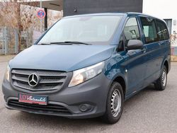 Blau Gebraucht 2016 Mercedes Vito Van | 10.990 € (Fairer Preis)