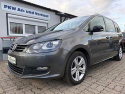 Grau Gebraucht 2012 VW Sharan Match Van / Kleinbus | 10.999 € (Fairer Preis)
