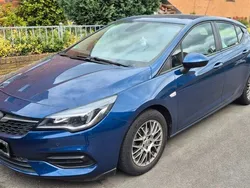 Blau Gebraucht 2021 Opel Astra Business Limousine | 11.300 € (Guter Preis)