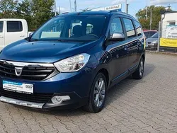 Blau Gebraucht 2015 Dacia Lodgy Celebration Van / Kleinbus | 7.999 € (Etwas zu teuer)