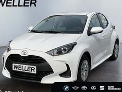 Weiß Neu 2025 Toyota Yaris Hybrid Comfort Limousine | 23.980 € (Guter Preis)