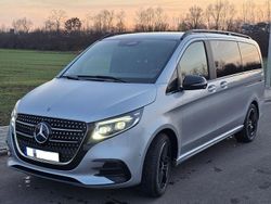 Silber Gebraucht 2025 Mercedes V300 Exclusive Van / Kleinbus | 91.800 €