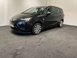 Schwarz Gebraucht 2013 Opel Zafira Tourer Active Van / Kleinbus | 11.900 € (Etwas zu teuer)