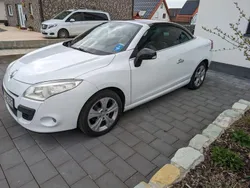 Weiß Gebraucht 2010 Renault Mégane Cabriolet Dynamique Cabrio | 4.999 € (Fairer Preis)