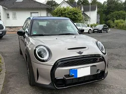 Grau Gebraucht 2021 Mini Cooper S Kleinwagen | 25.500 € (Guter Preis)