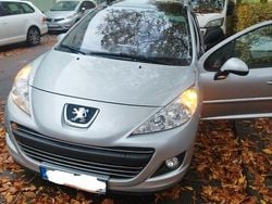 Silber Gebraucht 2010 Peugeot 207 Premium Kombi | 4.900 € (Fairer Preis)
