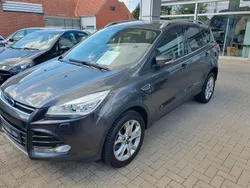 Grau Gebraucht 2015 Ford Kuga Titanium SUV | 12.990 € (Fairer Preis)