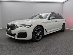 Weiß Gebraucht 2021 BMW 530e M Sport Kombi | 31.799 € (Guter Preis)