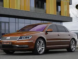 Braun Gebraucht 2013 VW Phaeton Exclusive Limousine | 21.400 €