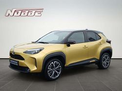 Warm gold metallic, dach schwa Gebraucht 2022 Toyota Yaris Cross Elegant SUV | 23.500 € (Guter Preis)