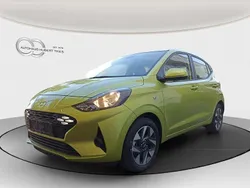 Lucid lime / met Gebraucht 2024 Hyundai i10 Trend Kleinwagen | 16.890 € (Guter Preis)