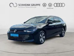 Grenadillschwarz metallic Gebraucht 2024 VW Passat Business Kombi | 34.880 €