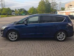 Blau Gebraucht 2017 Ford S-MAX Titanium Van / Kleinbus | 10.999 € (Guter Preis)