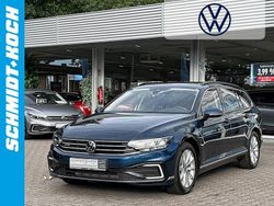 Blau Gebraucht 2021 VW Passat GTE Kombi | 26.890 € (Teuer)