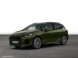 Grün Gebraucht 2024 BMW 223 Active Tourer Van / Kleinbus | 43.512 € (Teuer)