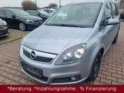 Silber Gebraucht 2007 Opel Zafira Edition Van / Kleinbus | 1.590 € (Superpreis)