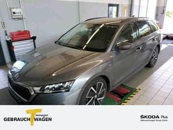 Grau Gebraucht 2022 Skoda Octavia Clever Kombi | 18.790 € (Guter Preis)