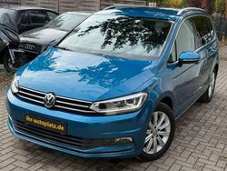Blau Gebraucht 2017 VW Touran Highline Van / Kleinbus | 19.950 € (Fairer Preis)