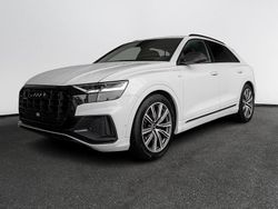 Weiß Gebraucht 2022 Audi Q8 Competition SUV | 69.990 € (Fairer Preis)