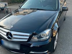 Schwarz Gebraucht 2014 Mercedes C200 Kombi | 5.100 €