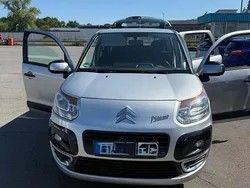 Grau Gebraucht 2011 Citroën C3 Picasso Tendance Van / Kleinbus | 1.700 € (Superpreis)