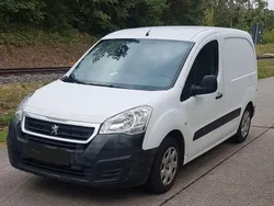 Weiß Gebraucht 2015 Peugeot Partner Van / Kleinbus | 6.500 € (Etwas zu teuer)