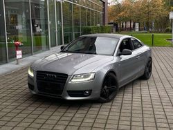 Grau Gebraucht 2011 Audi A5 S-Line Coupé | 10.990 € (Fairer Preis)