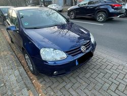 Blau Gebraucht 2007 VW Golf V Kleinwagen | 2.350 € (Guter Preis)